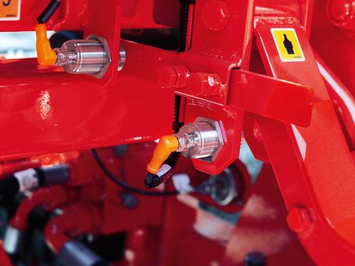 Capacitive sensors installed on a mobile work machine