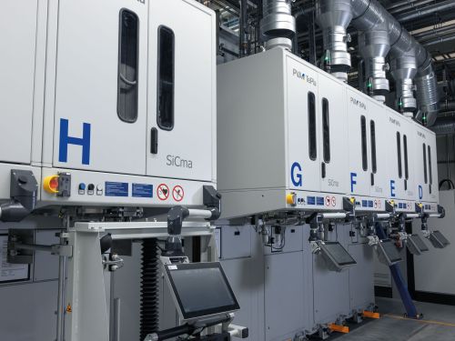 Crystal growth equipment based on the physical vapour transport (PVT) process.