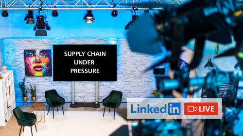Empty recording studio with a screen displaying the motto of the ifm live talk: “Supply chain under pressure”