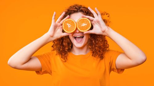 Förhandsbild av artikeln: Våra lösningar för ett tillförlitligt och hållbart jordbruks- och livsmedelssystem.. Hur gör man processerna längs med livsmedelskedjan effektivare med våra automatiseringslösningar - och varför har vi alltid ägnat oss åt det här viktiga ämnet av övertygelse.