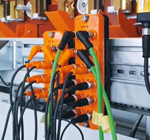 DIN rail adapter for IO-Link field bus modules - ifm