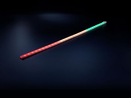 Teaserbild von der Seite: LED-Bänder mit einzeln ansteuerbaren RGB-LEDs. Einzeln gesteuerte LEDs für maximale Flexibilität und Zuverlässigkeit