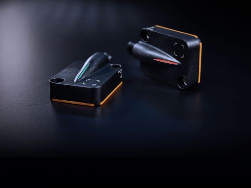 Teaserbild von der Seite: Dynamischer Neigungssensor JBC mit IO-Link. Omnidirektional. Genial. – Maximale Performance in minimaler Bauform.