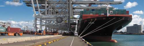 Imagen destacada del artículo: Sensores en la terminal de contenedores de Róterdam. Tanto si se trata de un spreader como de un AGV, todas las máquinas tienen que funcionar a la perfección, ya sea con viento o en cualquier otra condición atmosférica. Conozca nuestras soluciones.