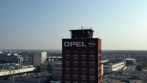記事のティザー画像: アプリケーションレポート： Opel. 位置監視において、3Dカメラで複数のセンサーを代用