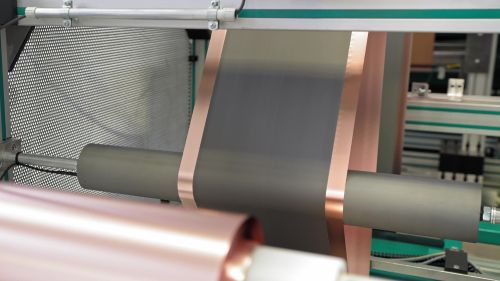 Teaser image of the article: Battery production: Dimensioning & defect inspection. Explore how a customer optimizes safety and performance through dimensioning and defect inspection in battery cell production.