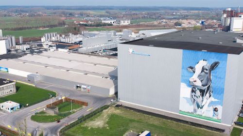 Teaserbild von dem Artikel: Videobericht: FrieslandCampina. Maximale Transparenz im Reinigungsprozess