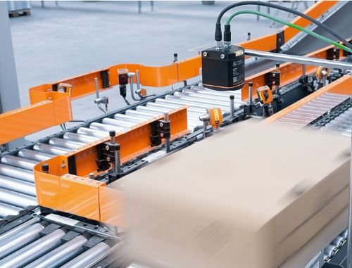 Förhandsbild av artikeln: 3D-givare. O3D är en optoelektronisk 3D-givare som mäter avståndet punkt för punkt mellan givaren och nästa yta enligt principen för ljusets ...