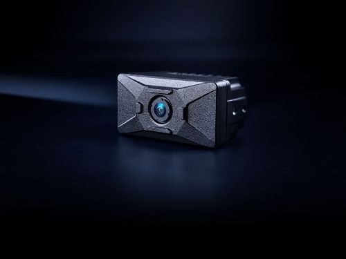아티클 티저 이미지: 2D camera with AI person detection. Targeted person detection for mobile machines reduces false alarms