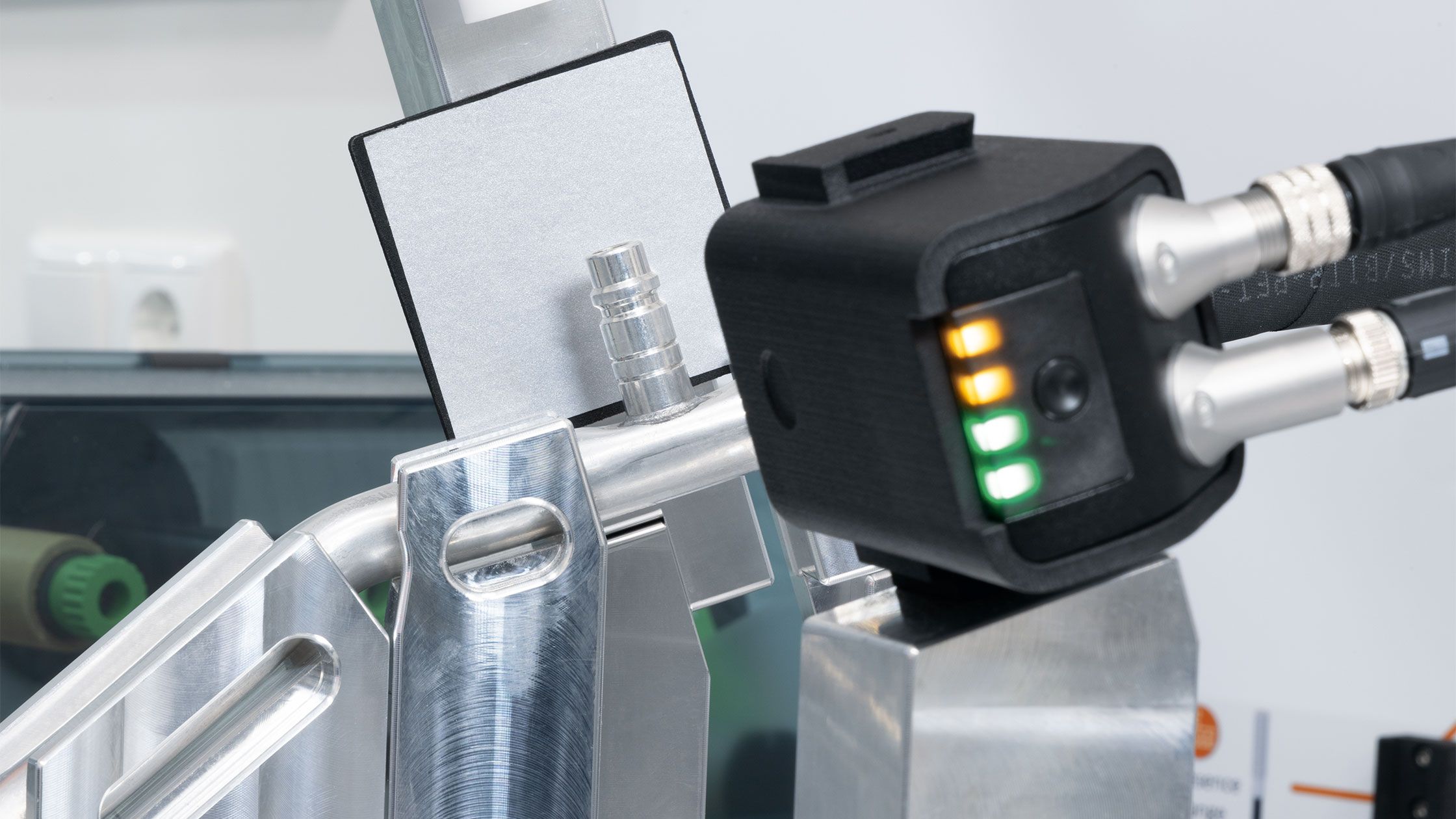 Application report: GeTech – sensor-based check gauges for pipes - ifm